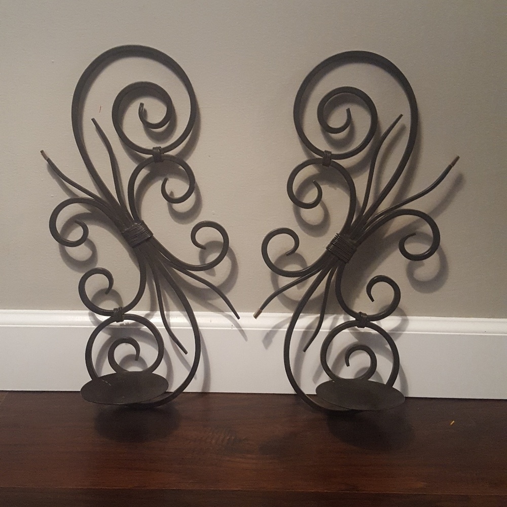 Set of 2 Iron wall sconce candle holder